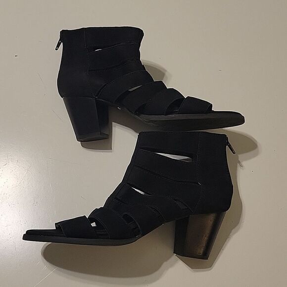 VIONIC CUTOUT BLACK LEATHER HEELED BACK ZIP BOOTIES HEELS BOOTS 9 - Picture 3 of 9